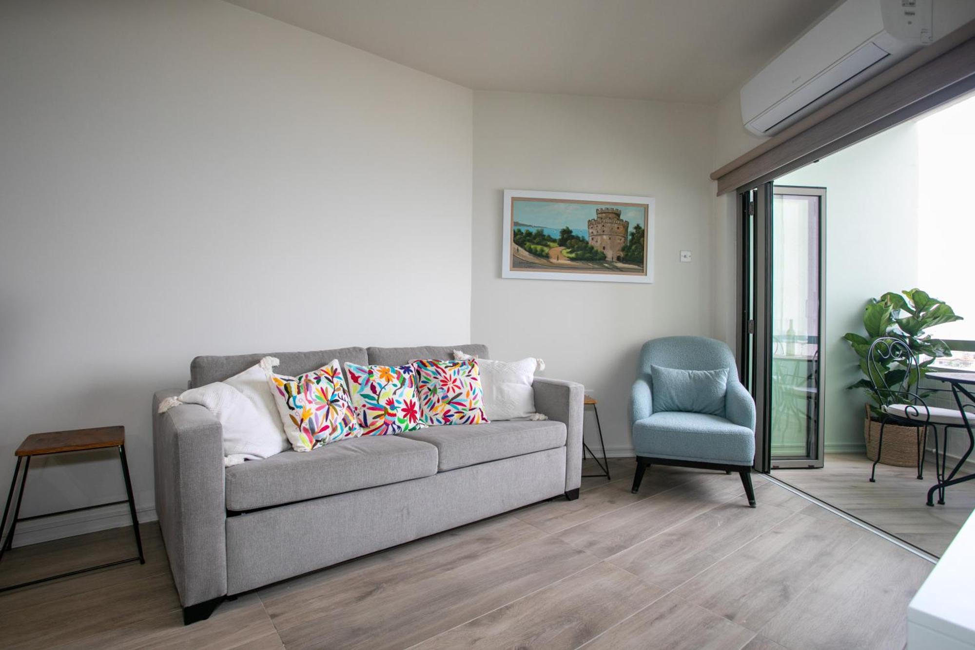 Palmove Luxurious Beachfront Apt Λάρνακα Εξωτερικό φωτογραφία